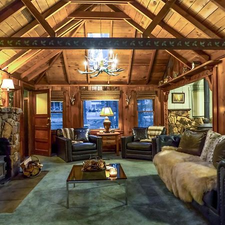ビッグ・ベアー・レイク Hobbit House In Big Bearヴィラ エクステリア 写真